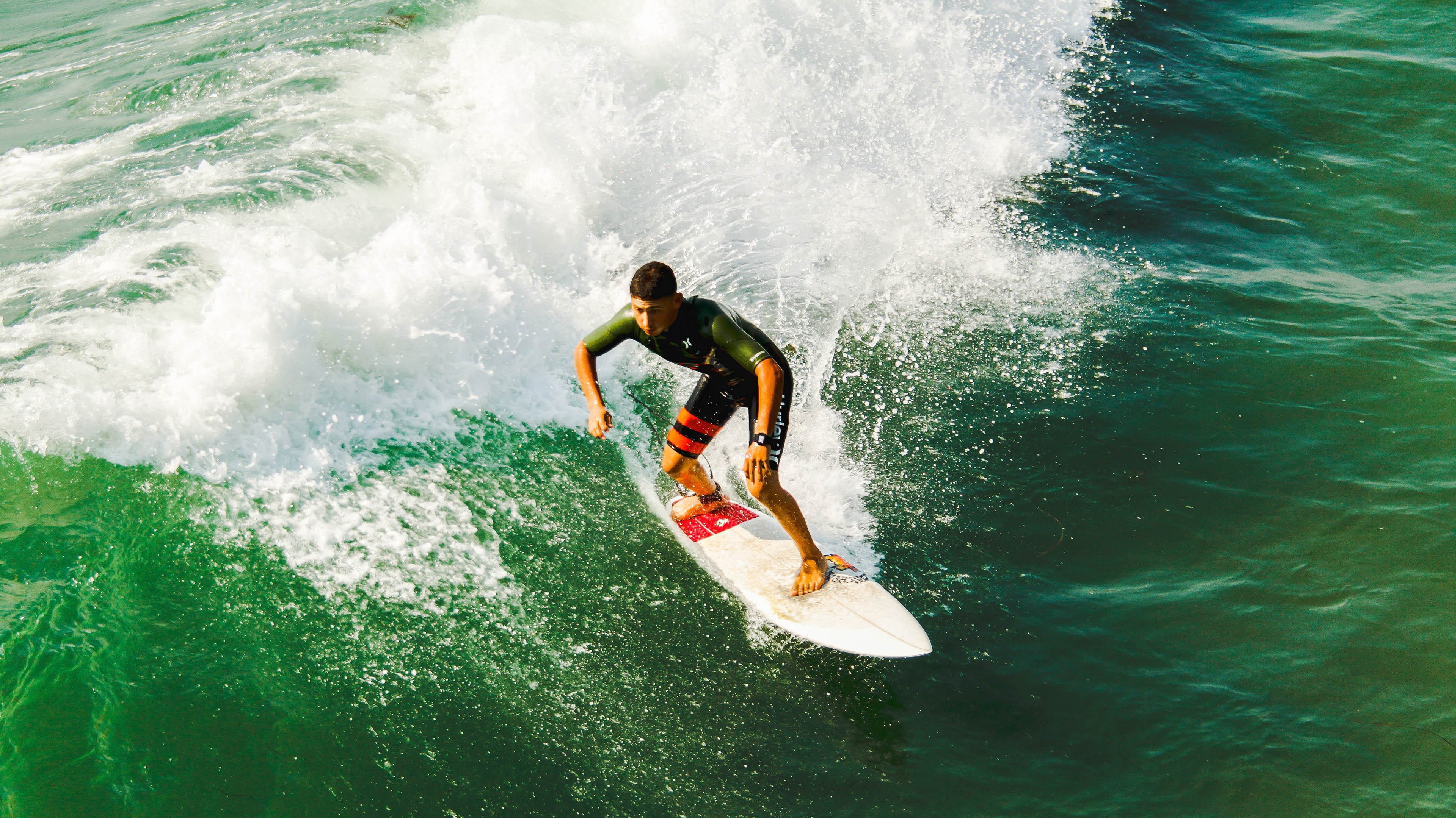 爱游戏在线登录入口-智能数据分析：打造更公平的比赛环境，智能 数据